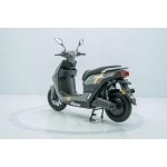 Ztech ZT-38 Yadea T9 Elektroroller 2600W Graphenbatterie 23Ah ​